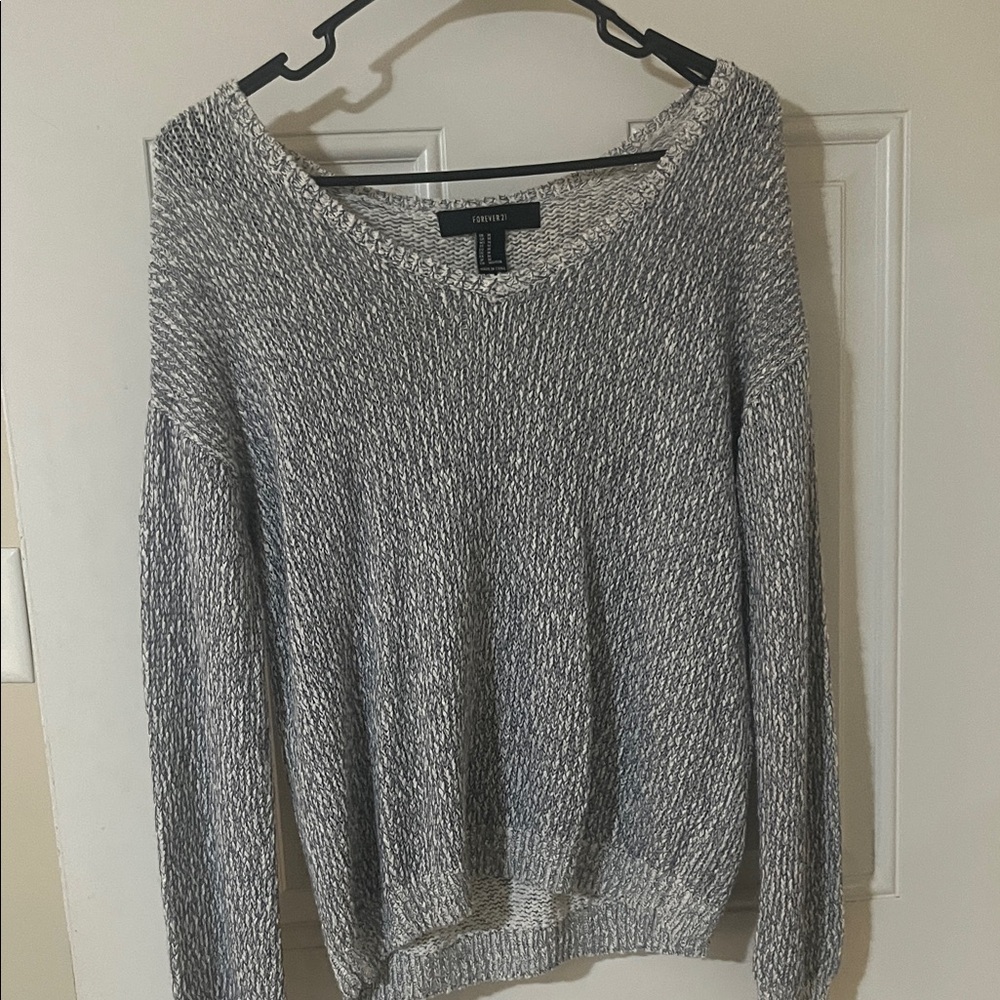 Forever 21 Heather Gray V-Neck Sweater